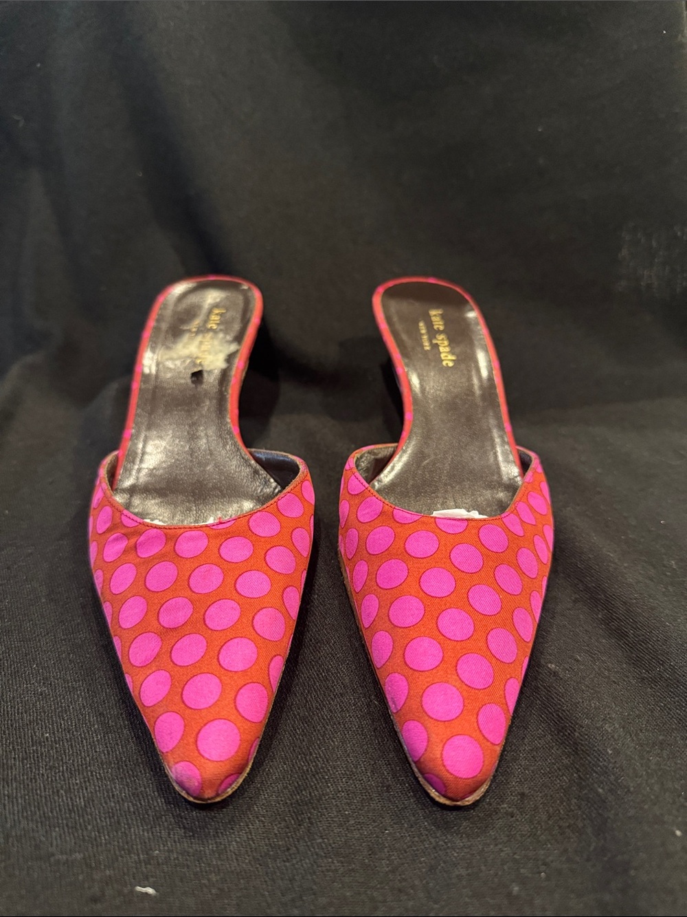 Kate Spade 1990s vintage Hot Pink and Magenta Polka Dot Pointed-Toe Mules
